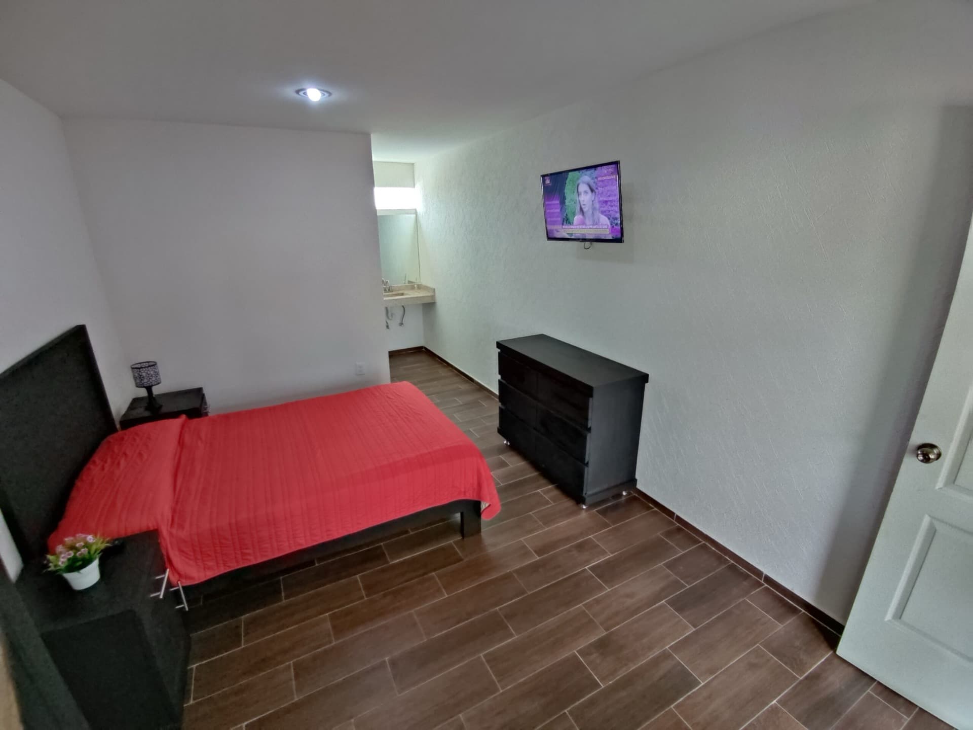 Habitación con televisión